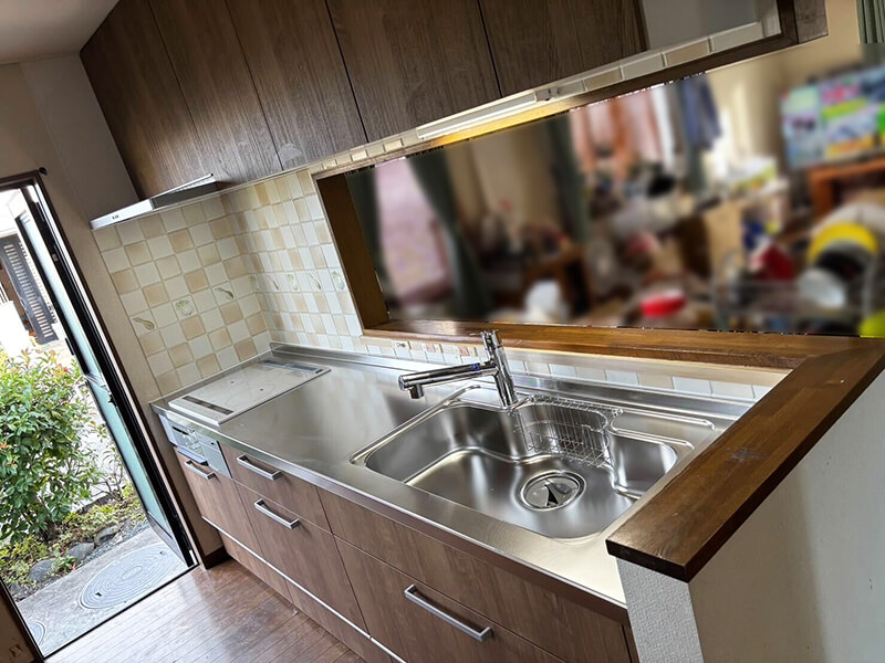 焼津市キッチンリフォーム　レンジフード、水栓交換